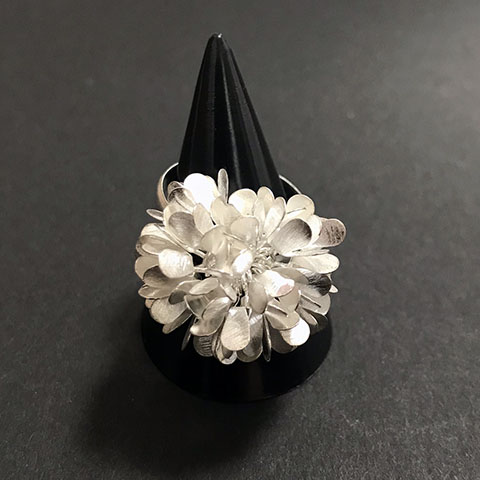 シルバーアクセサリー 花びらシルバーリング