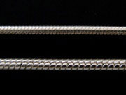 シルバー製チェーン　ネックレスの販売　スネークチェーン
