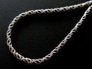 シルバー製チェーン　ネックレスの販売　スパイラルチェーン