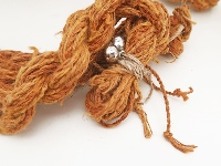 草木染ヘンプ糸　撚りヘンプ糸